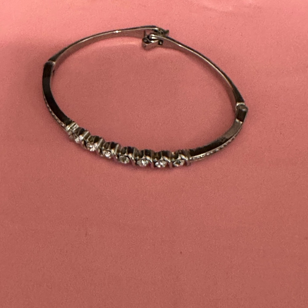 Silver tone bracelet